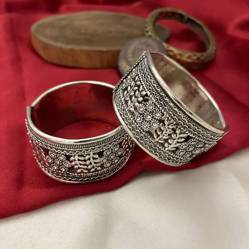 adjustable leather wrist bracelets-Bangles with precious stones for luxury-FS Collection Oxidised Plated Openable Kada