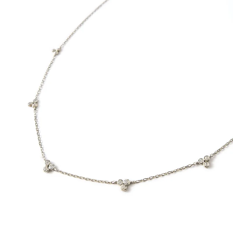 Pearl charm necklaces for weddings-Clover Crystal Necklace