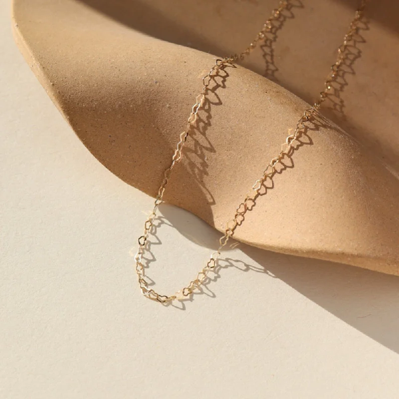 Custom chain necklaces for gifts-Petite Heart Chain