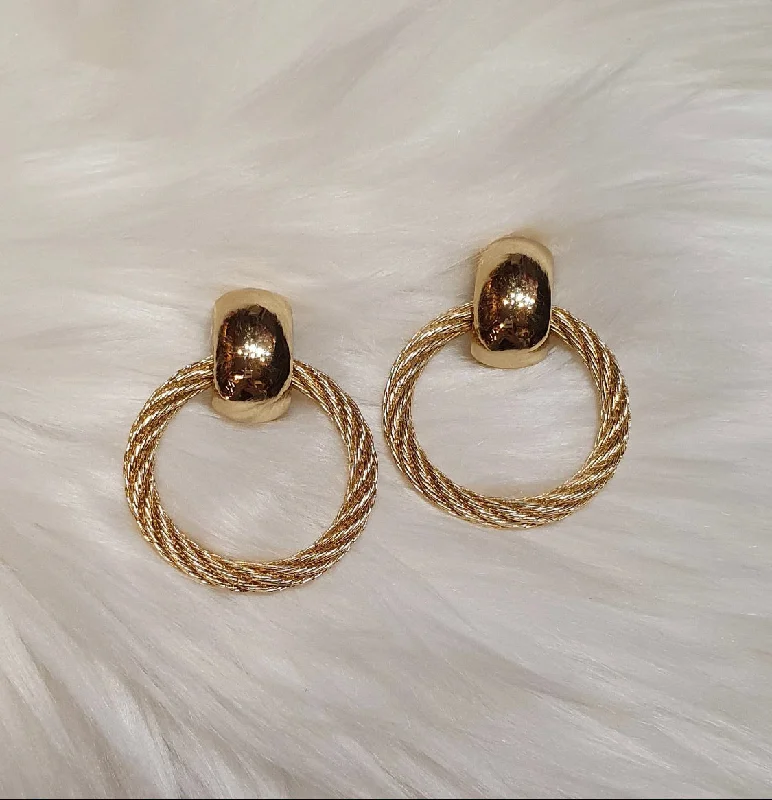 Oversized Earrings For Bold Fashion-Dior gold hoop earrings